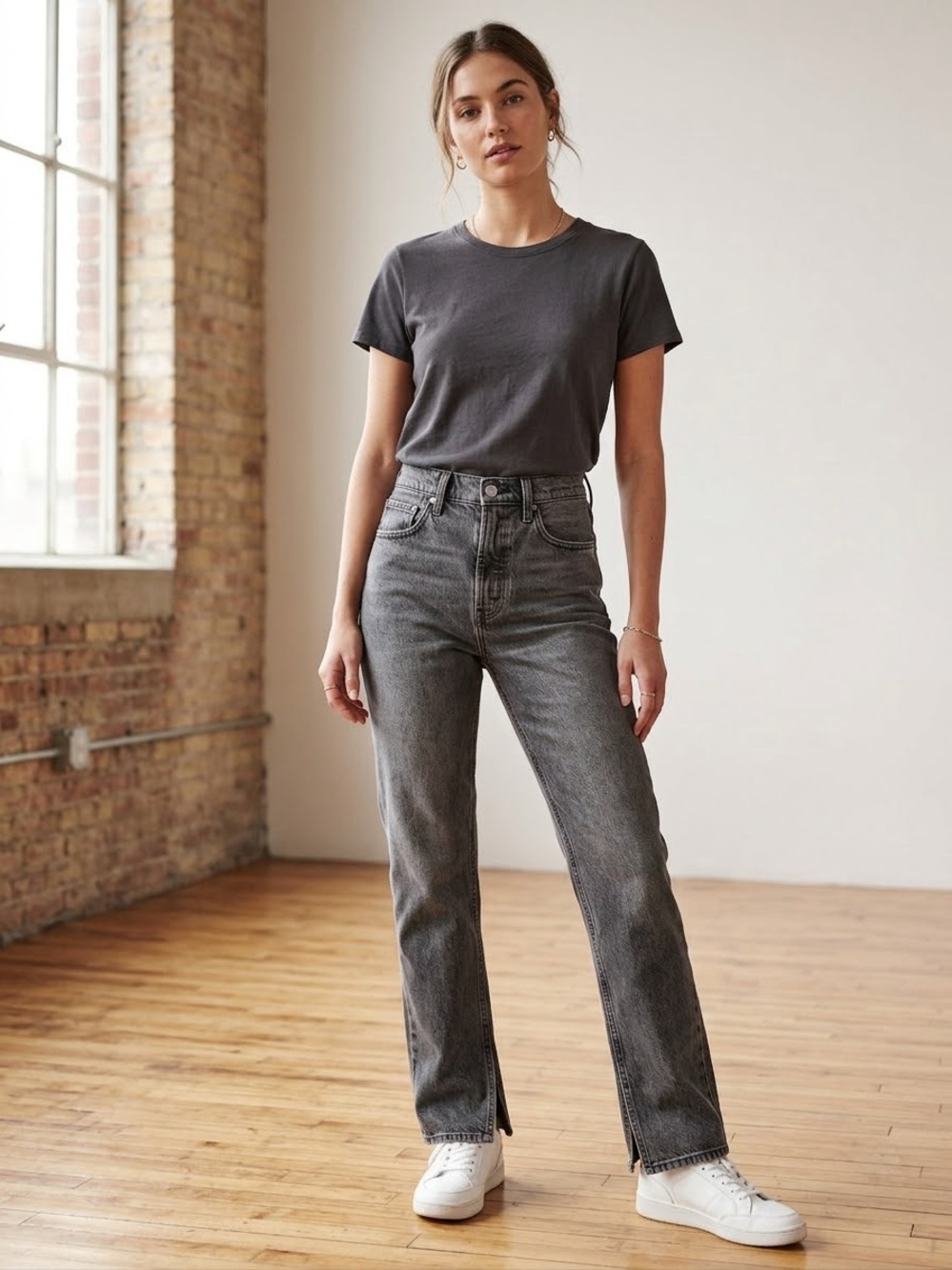 Abercrombie & Fitch High-Rise Straight Jeans in Washed Black